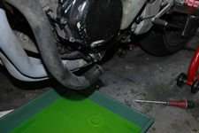 Track & Road --- Les Fiches Mécanique Moto --- Vidange du refroidissement d'une  moto