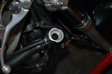 Eau dans le circuit de refroidissement d'une moto