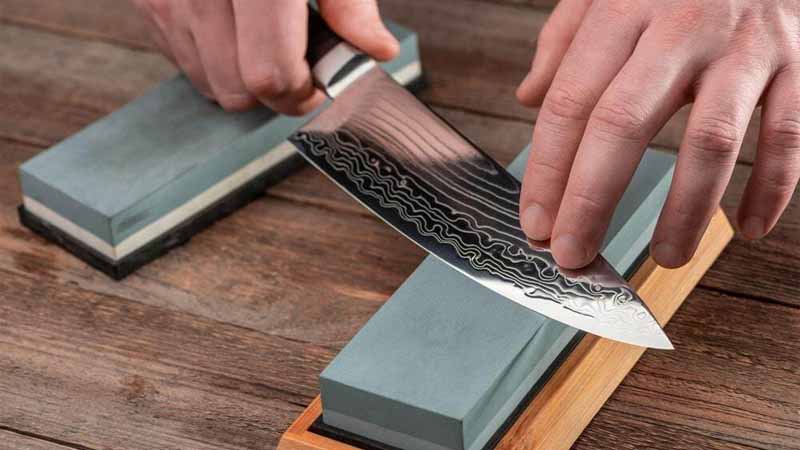 Dao số mấy? Giải mã giấc mơ thấy dao & con số may mắn chuẩn sổ mơ