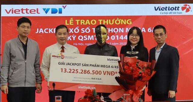  Anh  V.Q.A, tại Phú Thọ chính là người trúng thưởng Jackpot xổ số tự chọn Mega 6/45 kỳ QSMT 01443