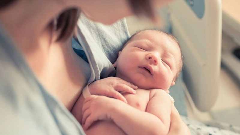 Sinh con số mấy? Mơ thấy sinh con là điềm lành hay dữ?